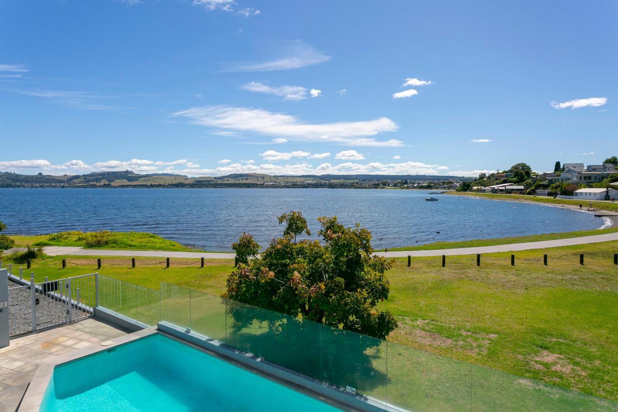 Waimahana Apartments Taupo Ngoại thất bức ảnh